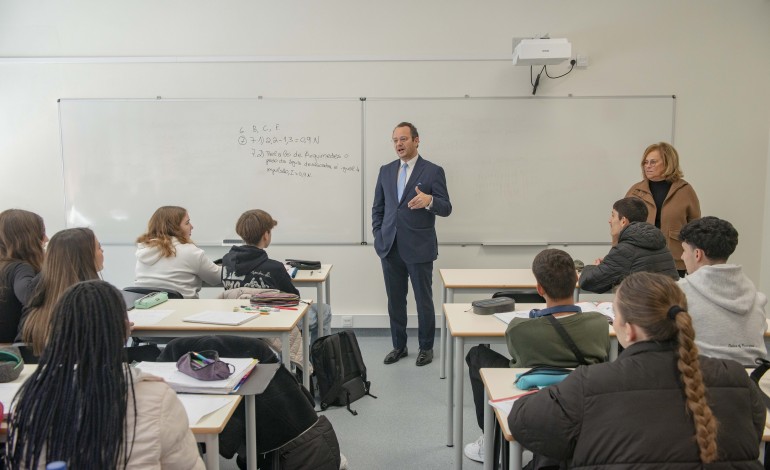 maior-conforto-na-afonso-lopes-vieira-agrada-a-alunos-e-professores