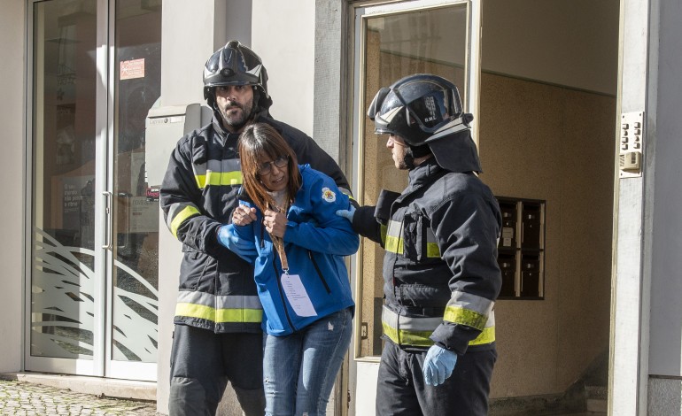 Simulacro de sismo em Leiria