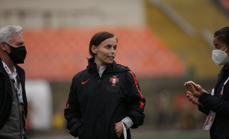 A festa do futebol feminino espelhada na estreia vitoriosa da equipa das quinas na Ronda de Elite da última época