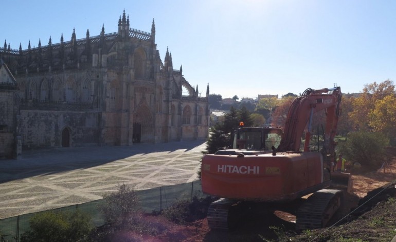 obras-de-proteccao-do-mosteiro-da-batalha-ja-se-iniciaram-7611