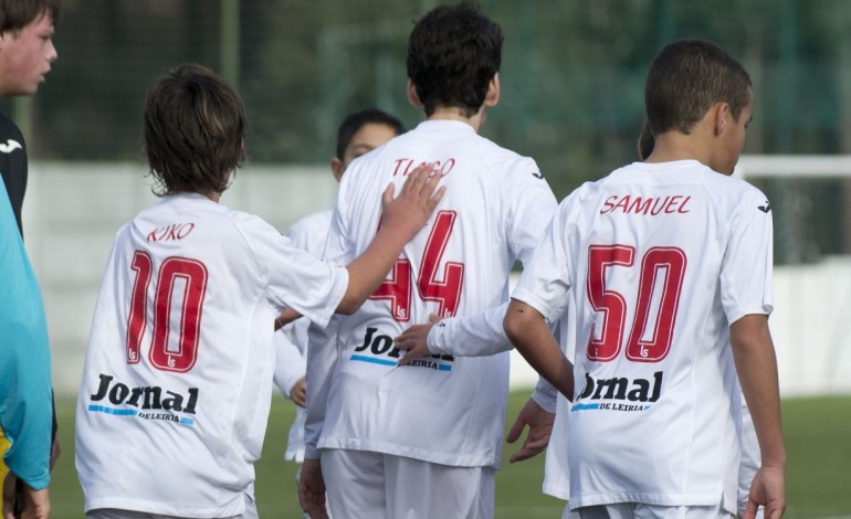 estrelas-do-amanha-jogam-a-bola-em-leiria-8569