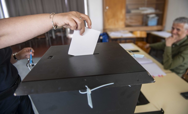 eleicoes-presidenciais-leiria-altera-locais-de-voto