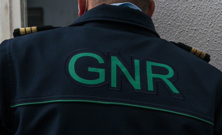 detido-homem-no-bombarral-com-mandado-europeu-por-perseguicao