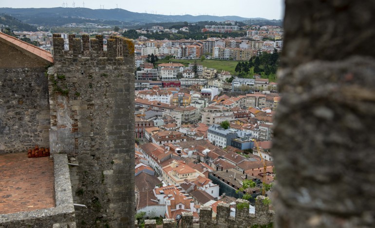 regiao-de-leiria-quer-aeroporto-a-norte-do-tejo