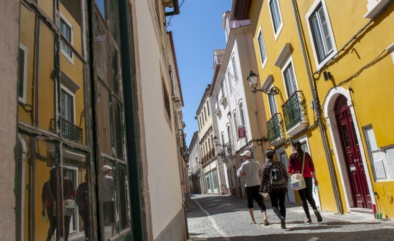 municipio-de-leiria-mantem-taxas-de-derrama-imi-e-irs-para-2022