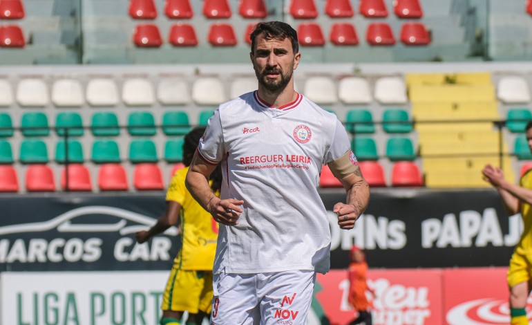 uniao-de-leiria-recebe-o-lusitania-de-lourosa-em-tondela