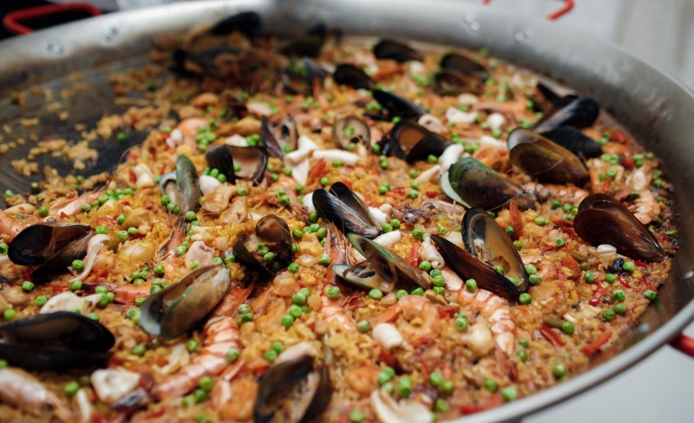 oeste-leva-sabores-regionais-a-alimentaria-de-barcelona