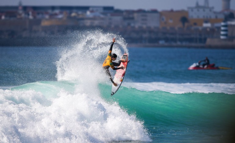 peniche-recebe-novamente-o-circuito-mundial-de-surf-em-2023