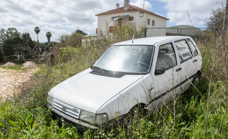 mais-de-140-veiculos-abandonados-em-leiria