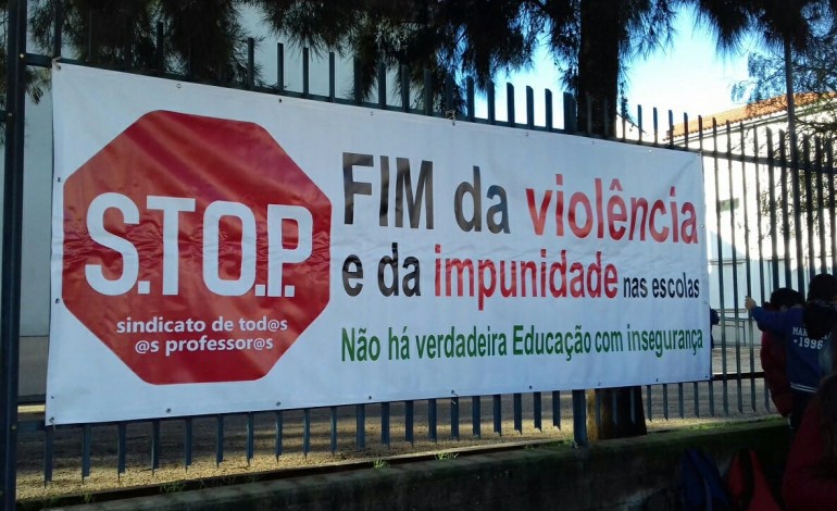 greve-encerra-escola-jose-saraiva