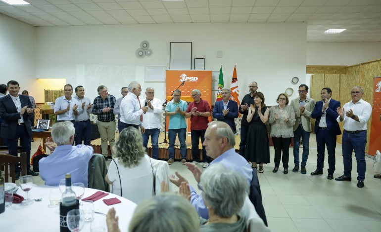 Jantar homenageou militantes e assinalou a posse da nova concelhia