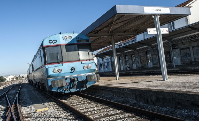 atropelamento-na-linha-do-oeste-provoca-um-morto-em-leiria