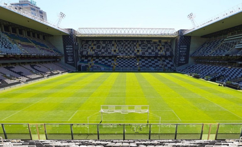 jogo-da-uniao-de-leiria-na-primeira-fase-da-taca-da-liga-sera-a-porta-fechada