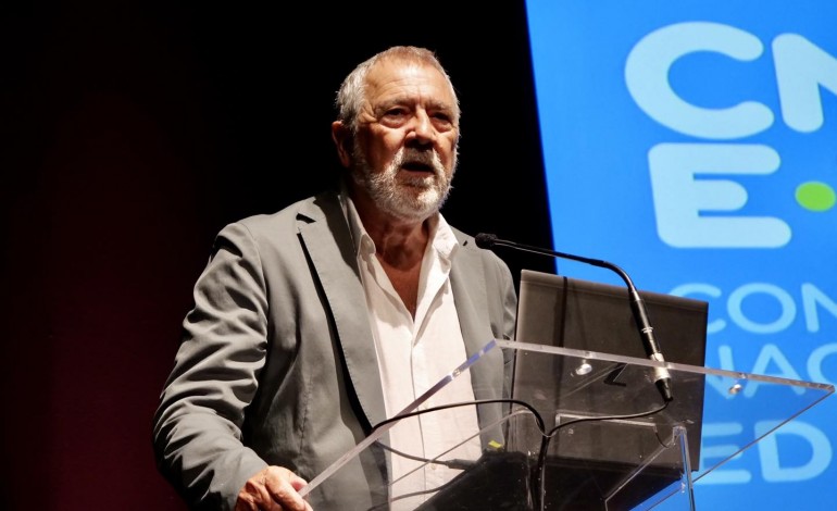 domingos-fernandes-defende-uma-escola-mais-humana