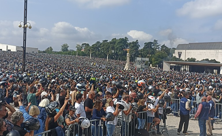 Momento da bênção é um dos pontos alto da cerimónia