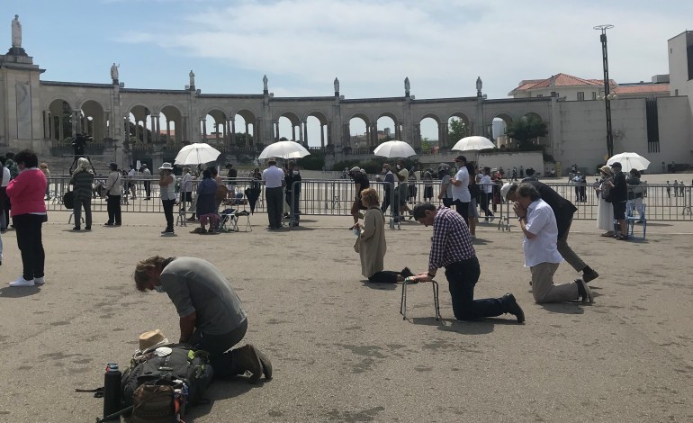 santuario-de-fatima-retomou-hoje-missas-presenciais-com-peregrinos-de-todo-o-pais