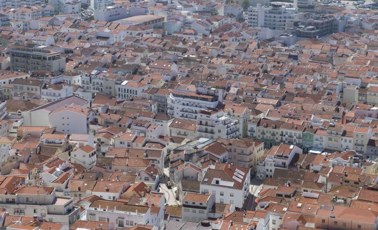 nazare-considerada-nula-aprovacao-de-regulamento-que-abrange-1654-alojamentos-locais
