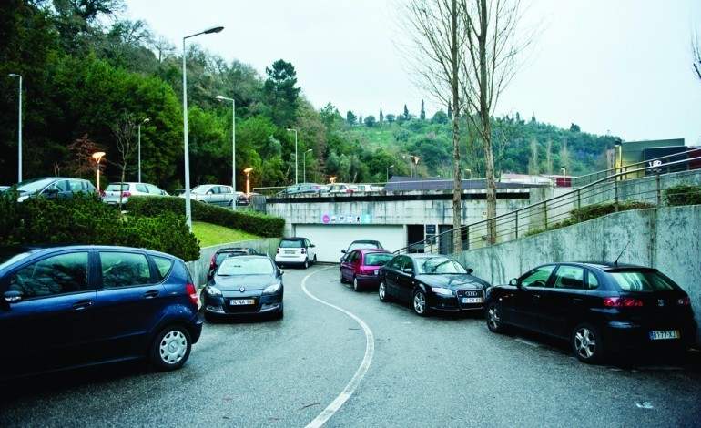 municipio-de-leiria-esclarece-que-isencao-dos-parques-de-estacionamento-sao-para-moradores