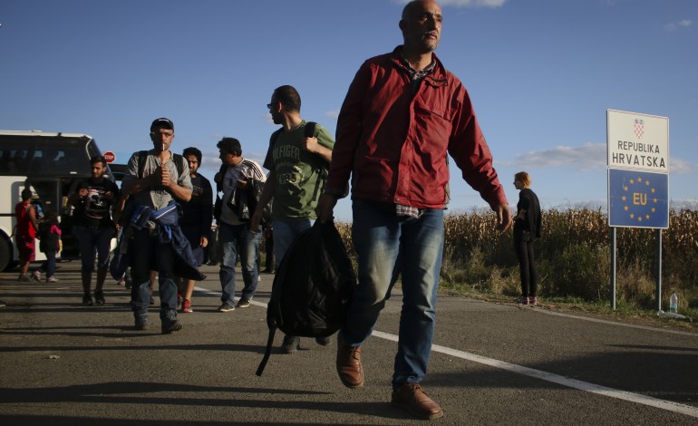 cinco-refugiados-chegam-hoje-a-alcobaca-e-a-marinha-grande-2682