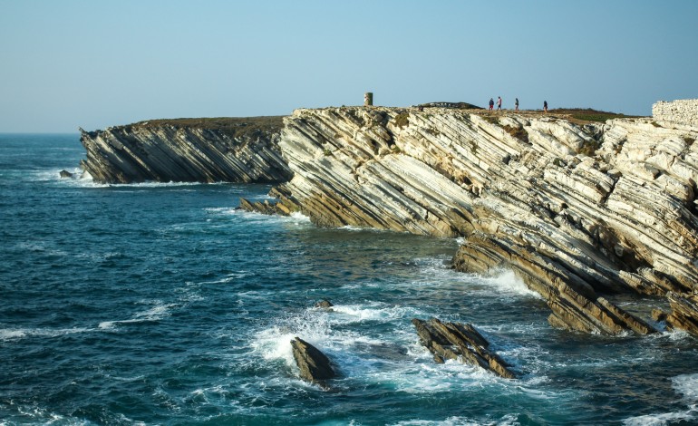 Baleal é uma antiga ilha que ficou ligada ao continente por uma língua de areia