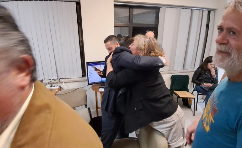 e-excelente-euforia-na-sede-do-chega-com-eleicao-de-tres-deputados