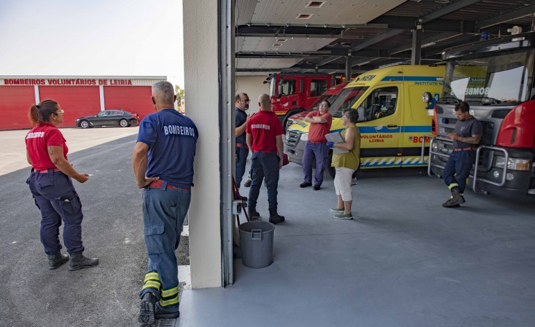 bombeiros-voluntarios-de-leiria-denunciam-falta-de-apoio-do-estado-para-reconstruir-quarteis
