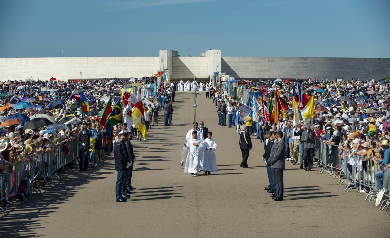 cruz-vermelha-apoia-peregrinos-de-fatima-no-13-de-maio