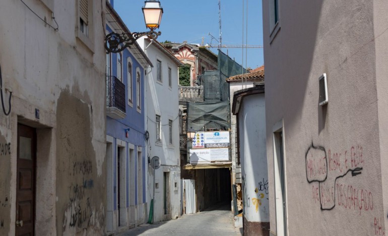 casa-onde-viveu-narciso-costa-vai-ser-reabilitada-para-habitacao-10735