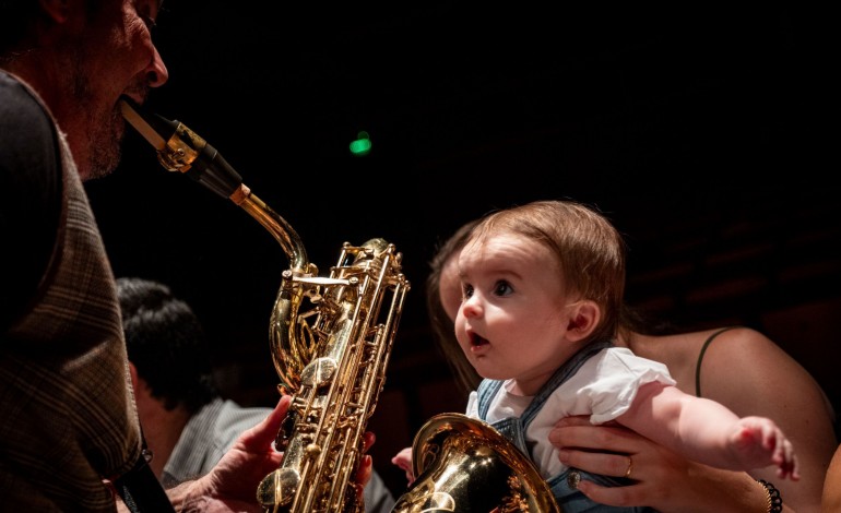 bebes-vao-ser-coautores-em-concertos-da-musicalmente-com-testes-ja-em-2026