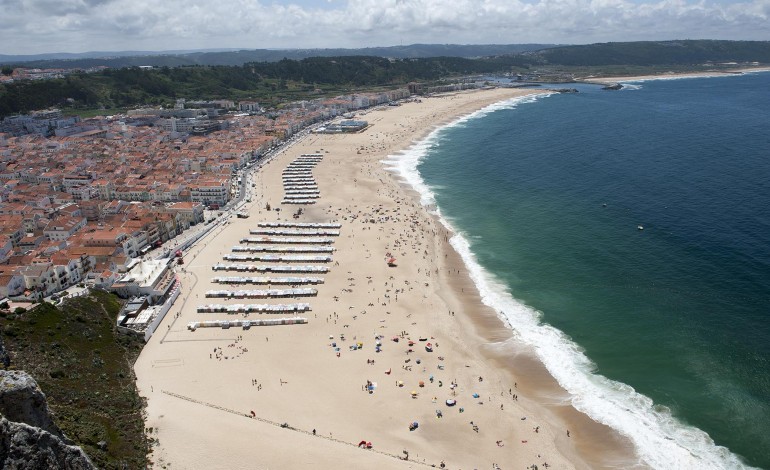 chega-ganha-na-nazare-e-atira-ps-para-terceiro