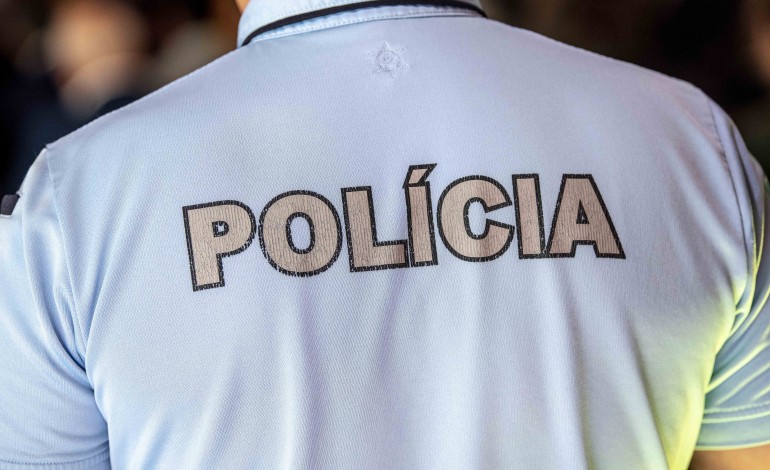 encontrada-pessoa-que-abandonou-bebe-nos-bombeiros-sapadores-de-leiria
