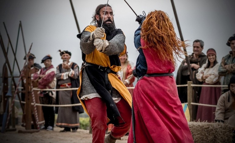 mercado-medieval-recorda-guerra-entre-rainhas-em-obidos